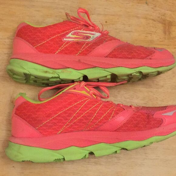 Skechers size 8.5 fluorescent colors used worn - Picture 5 of 8